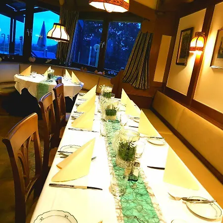 Roessle Inn