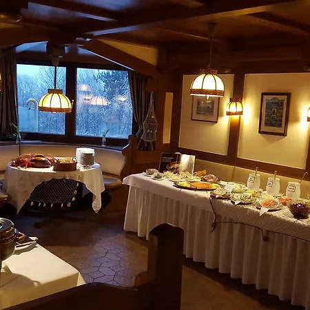 Roessle Inn 3*