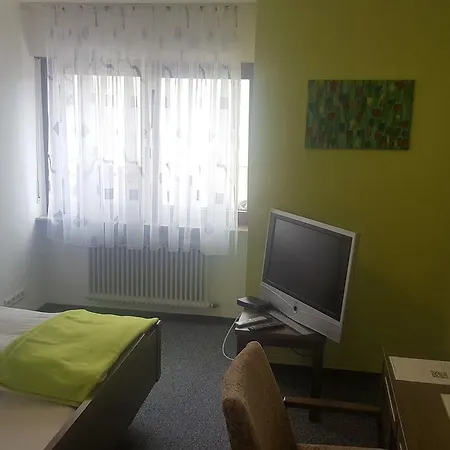 Roessle Inn 3*